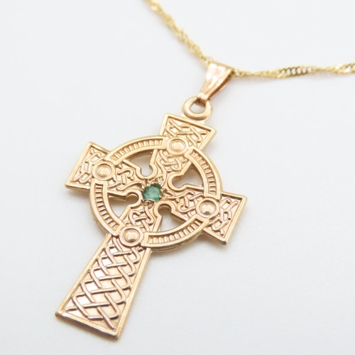 1113 - Emerald Set 9 Carat Yellow Gold Celtic Cross Pendant 3cm High further Set on 9 Carat Yellow Gold Cha... 