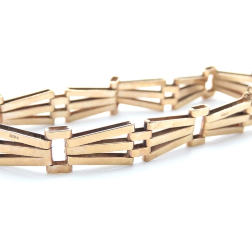 1149 - 9 Carat Yellow Gold Gate Link Bracelet 17cm Long