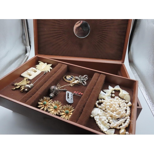 1185 - Collection of Vintage and Other Costume Jewellery with Jewellery Box Key Present