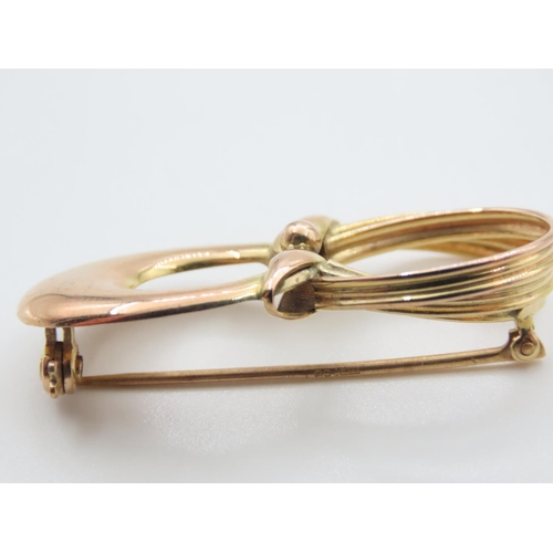 1186 - 9 Carat Yellow Gold Brooch 4cm Wide