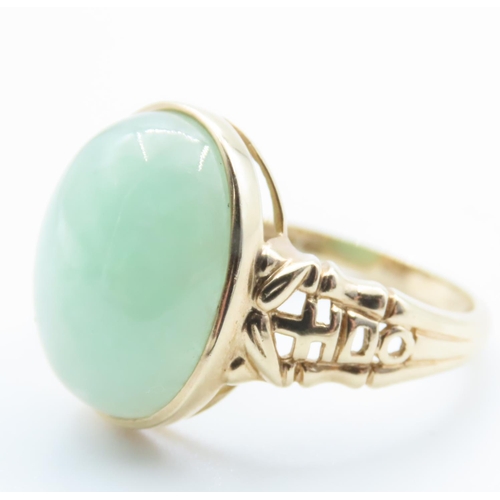 1218 - 9 Carat Yellow Gold Single Stone Jade Ring Size O