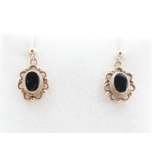 1231 - Pair of 9 Carat Yellow Gold Onyx Set Drop Earrings 1.5cm High