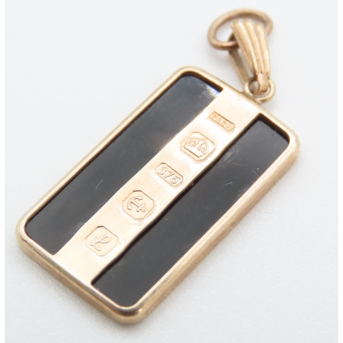 1236 - Onyx Panel Pendant Set in 9 Carat Yellow Gold 2cm High