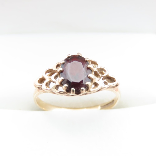 1367 - Red Garnet Ladies Ring Set in 9 Carat Yellow Gold Ring Size O