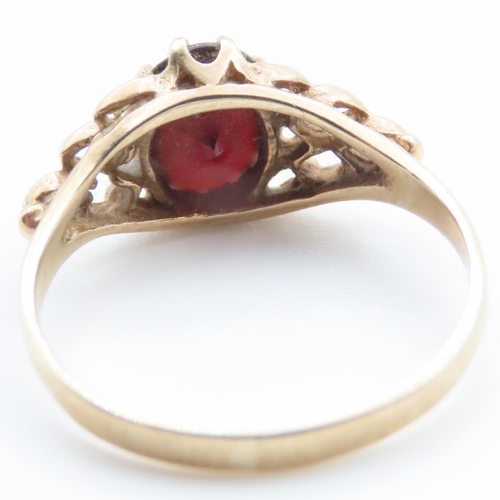 1367 - Red Garnet Ladies Ring Set in 9 Carat Yellow Gold Ring Size O