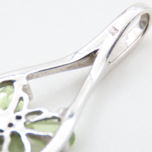 1370 - Peridot Set Butterfly Motif Pendant Set in 9 Carat White Gold 2.5cm High