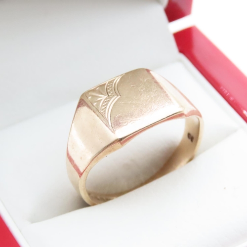 1594 - 9 Carat Yellow Gold Panel Signet Ring Size W and a Half