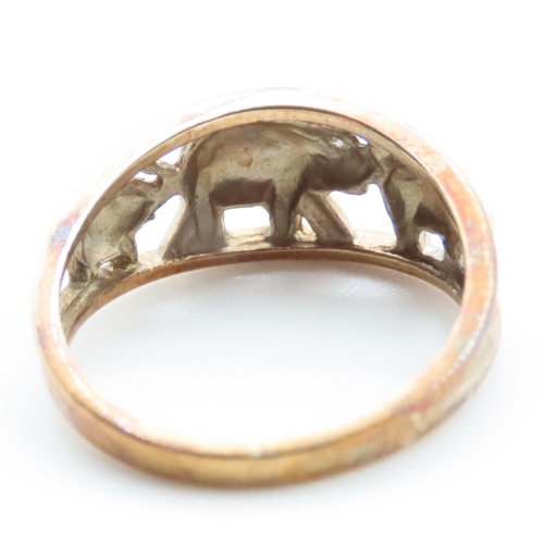 1646 - 9 Carat Yellow, White and Rose Gold Elephant Motif Ring Size N