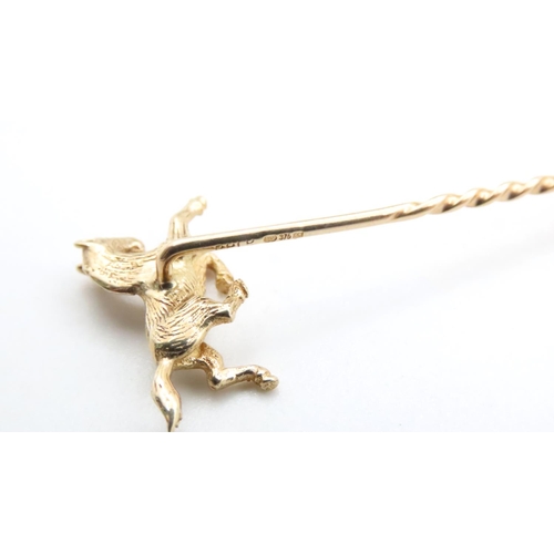 1688 - 9 Carat Yellow Gold Horse Motif  Pin 6cm Long