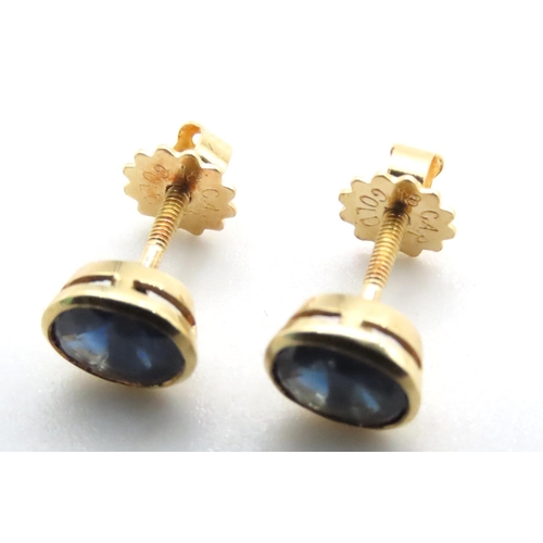 1693 - Sapphire Set 18 Carat Yellow Gold Stud Earrings Each Approximately 7mm High