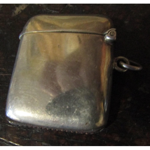 1742 - Silver Vesta Case Hinged Cover Striker to Base