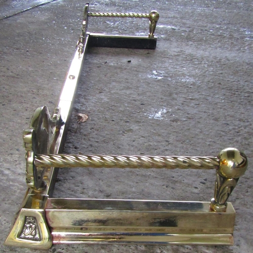 25 - Cast Brass 5ft Adjustable with Brass Fender Attractively Detailed