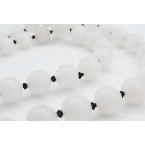 342 - String of Polished Pale Jade Ladies Bead Necklace 70cm Long