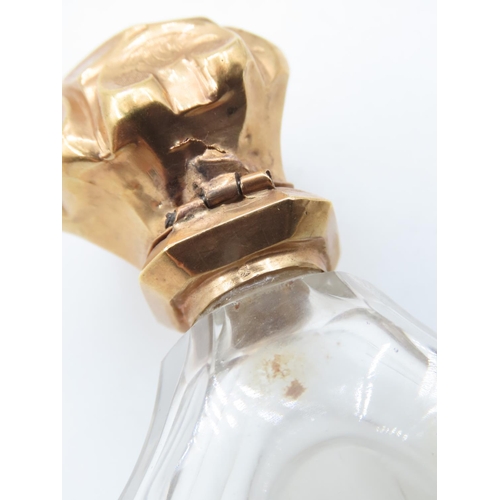 529 - Fourteen Carat Yellow Gold Top Scent Bottle Cut Crystal 13cm High Approximately Damage to Gold Top