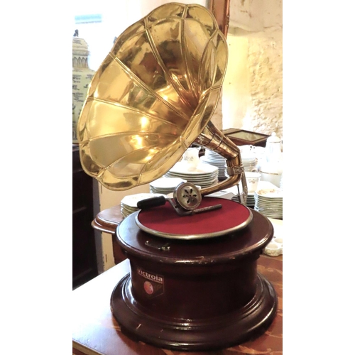 595 - Victrola Brass Horn Gramophone Working Order