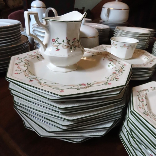 637 - Johnson Brothers Porcelain Part Dinner Service Quantity as Photographed