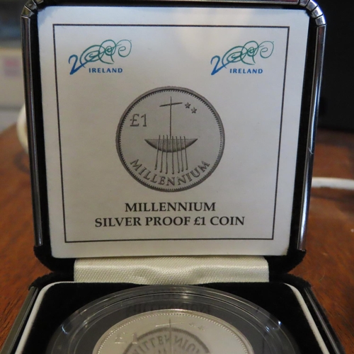 789 - Millennium Silver Proof One Punt Coin Mint Original Presentation Box Present and Silver Commemorativ... 