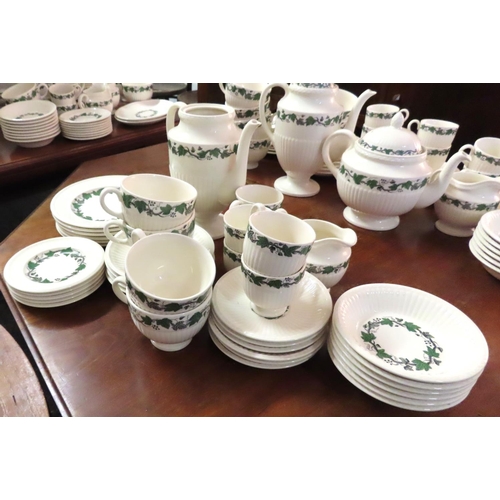 83 - Collection Wedgewood Stratford Pattern Tea Service Tableware Quantity as Photographed