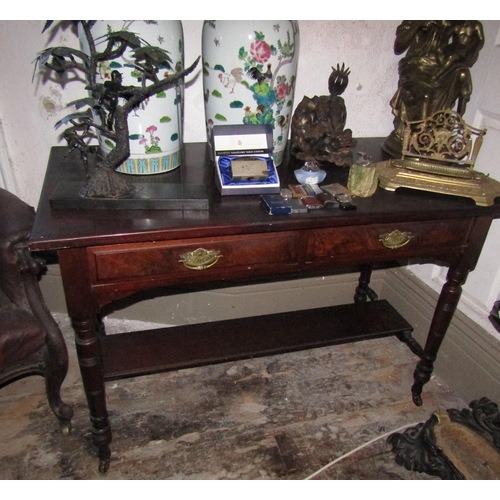 980 - Antique Mahogany Twin Drawer Side Table Turned Supports