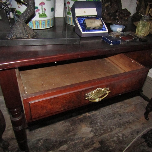 980 - Antique Mahogany Twin Drawer Side Table Turned Supports