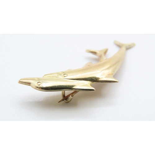 142 - 9 Carat Yellow Gold Dolphin Motif Brooch 4cm Wide