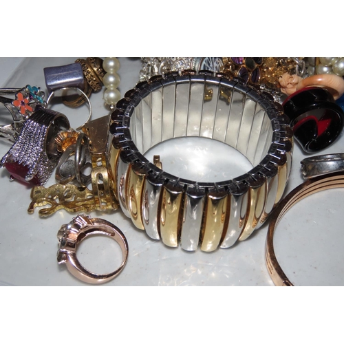 320 - Various Costume Jewellery Vintage and Others Quantity as Photographed