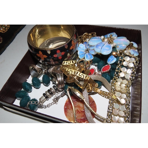 321 - Various Costume Jewellery Vintage and Others Quantity as Photographed