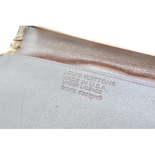 485 - Louis Vuitton Purse and Card Holder Original Presentation Box Present