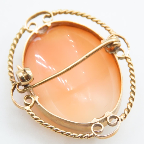 517 - 9 Carat Yellow Gold Mounted Cameo Brooch 4cm High with Shaped Form Surround