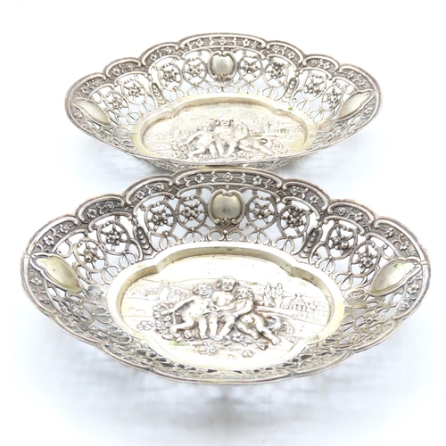 523 - Pair of Silver Strawberry Dishes Attractively Detailed Each 17cm Long and 13cm Wide