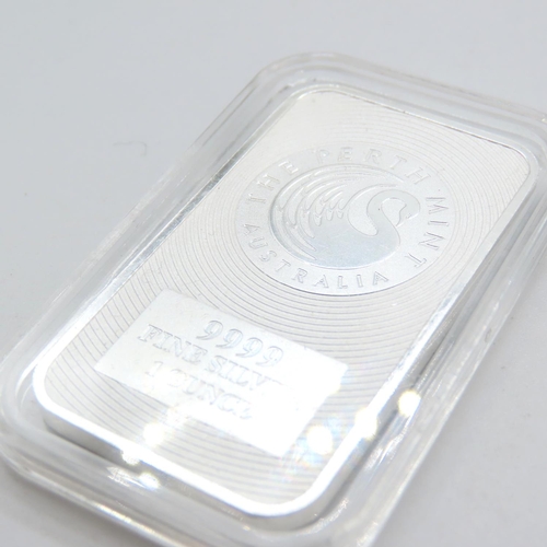 529 - 1 OZ .999 Fine Silver Ingot