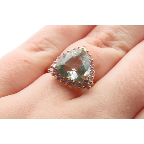 1434 - Trilliant Cut Green Amethyst Ring with Pink Tourmaline Halo Set in 9 Carat Yellow Gold Ring Size N