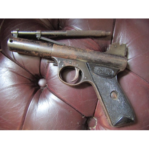 256 - Webley Pressurised Air Pistol