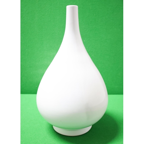Chinese Blanc De Chine Slender Neck Vase Approximately 49 cm High