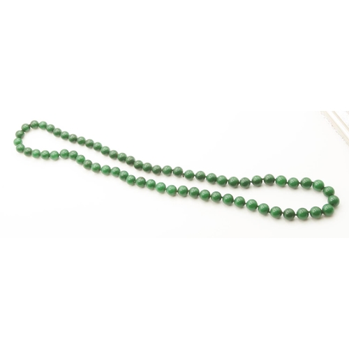 Polished Jade Bead Necklace Approximately 90 cm Long