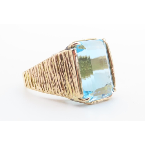 407 - Emerald Cut Aquamarine Ring Four Claw Set Mounted in 14 Carat Yellow Gold R Band Size R Stone of Dee... 