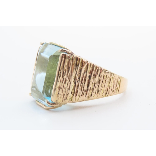 407 - Emerald Cut Aquamarine Ring Four Claw Set Mounted in 14 Carat Yellow Gold R Band Size R Stone of Dee... 