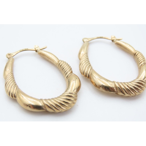 437 - Pair of 9 Carat Yellow Gold Twist Form Oval Hoop Earrings 2.5cm High