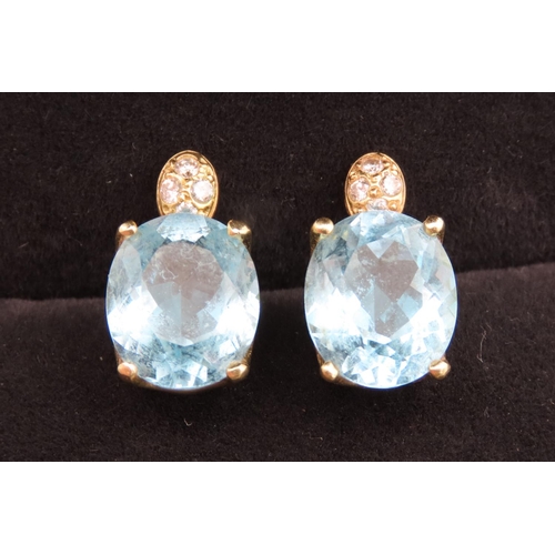 454 - Pair of 14 Carat Yellow Gold Aquamarine and Diamond Set Earrings 1.5cm High