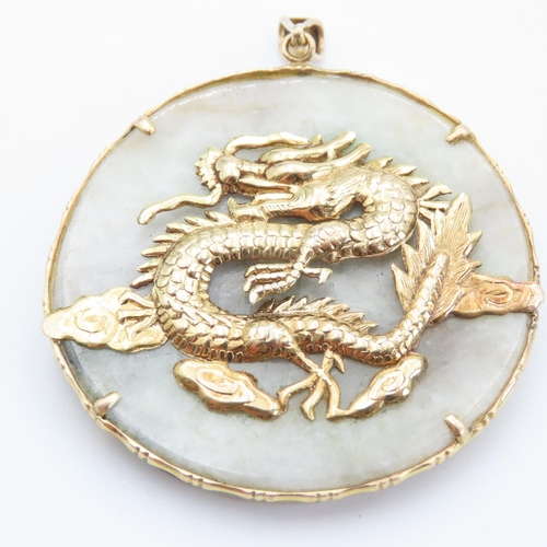 461 - 14 Carat Yellow Gold Dragon Motif Set Jade Circular Pendant 4cm Diameter