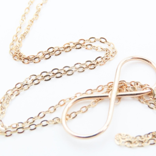 93 - 9 Carat Yellow Gold Infinity Form Necklace 46cm Long