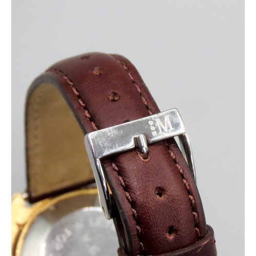 139 - Garrard Gold Tone Automatic 25 Jewels Incabloc Watch with Leather Strap Day date Aperture