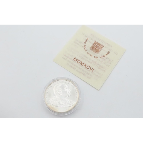 171 - Pure Silver Papal Coin Mint Encapsulated Contained within Original Box John Paul II