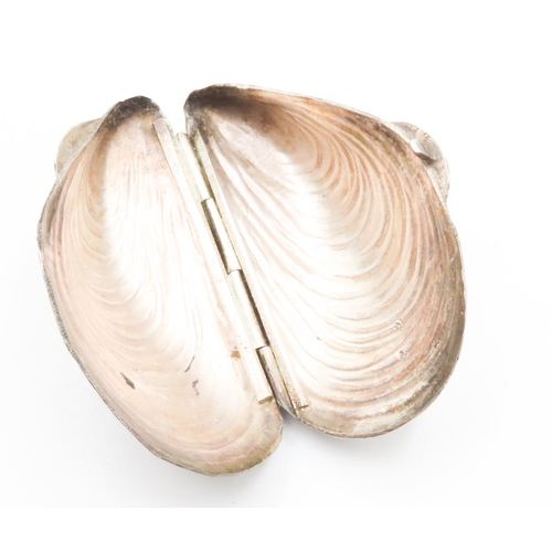 296 - Silver Mussel Motif Shell Form Hinged Pill or Ring Box 5cm