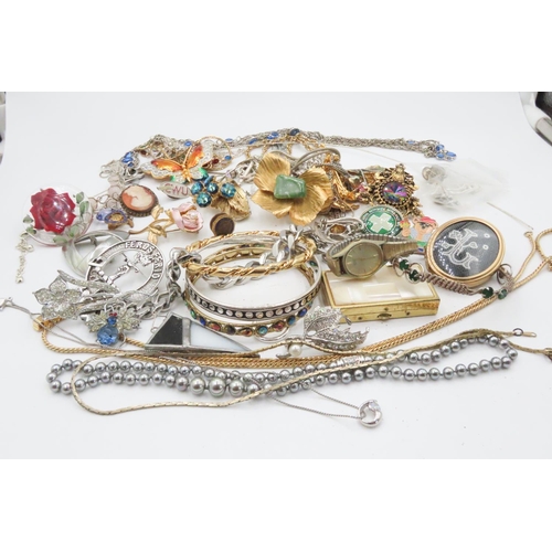 301 - Various Costume Jewellery Some Vintage Quantity as Photographed