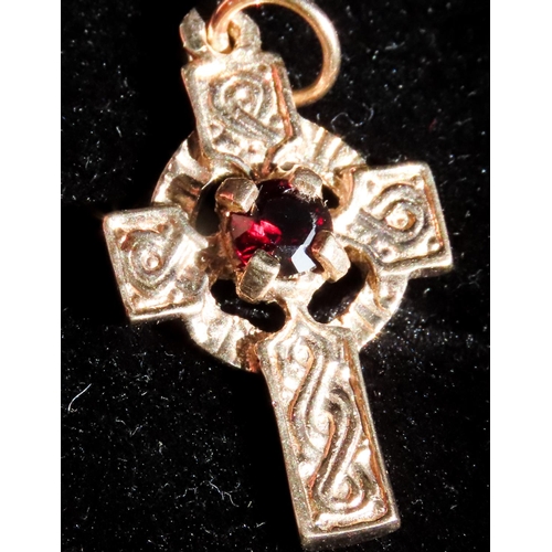 337 - Red Garnet Set Attractively Detailed Cross Pendant Set in 9 Carat Yellow Gold 3cm High