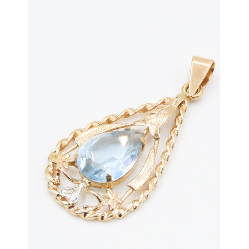 423 - Aquamarine Set Tear Drop Pendant Set in 18 Carat Yellow Gold with Rope Form Detailing 5cm high