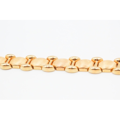 432 - 22 Carat Yellow Gold Fancy Link Bracelet 18.5cm Long