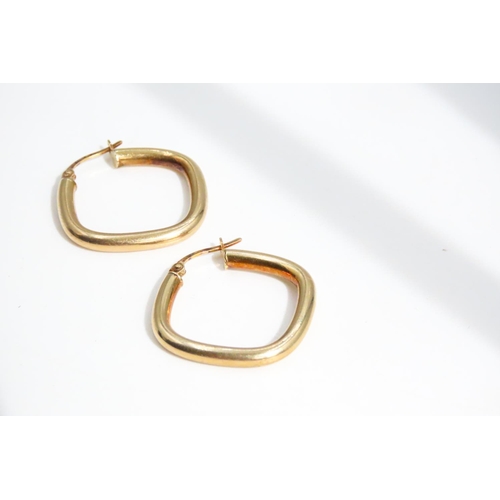 32 - Pair of 9 Carat Yellow Gold Rounded Square Hoop Earrings 2cm Diameter Each