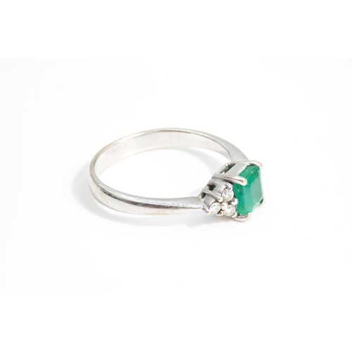 39 - Square Cut Emerald Ring Mounted in 18 Carat White Gold with Further Diamonds Set to Shoulders Ring S... 